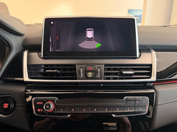 BMW 225xe 13 of 13