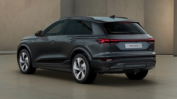 Audi Q6 e-tron 5 of 11