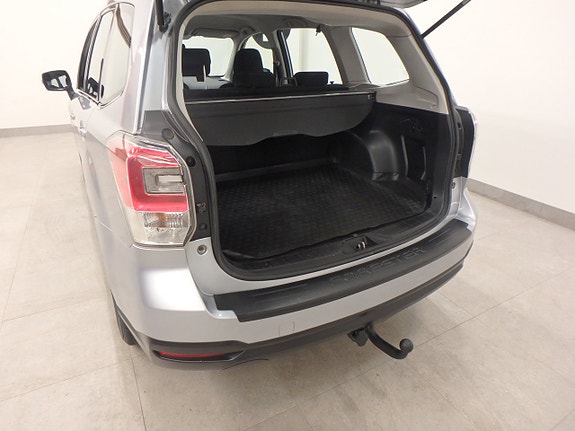 Subaru Forester 4 of 5