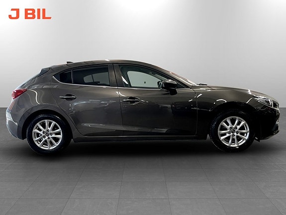 Mazda 3 13 of 15
