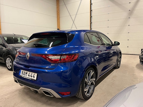 Renault Megane 3 of 5