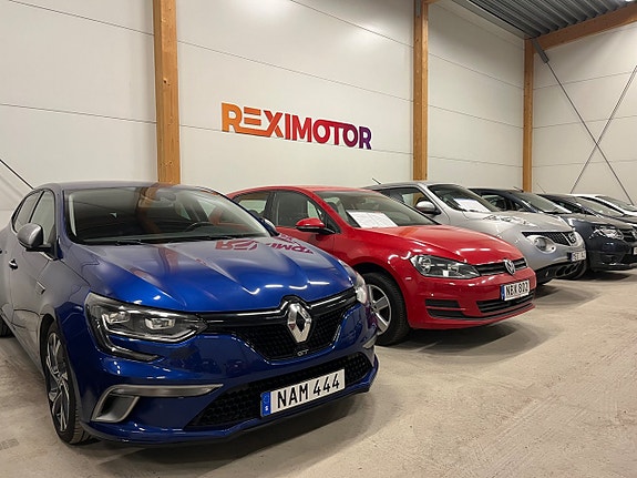 Renault Megane 21 of 21