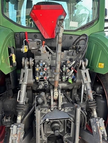 Fendt 724 SCR Profi Plus 4 of 5
