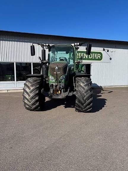 Fendt 724 SCR Profi Plus 2 of 5
