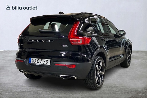 Volvo XC40 6 of 30