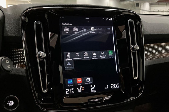 Volvo XC40 25 of 30