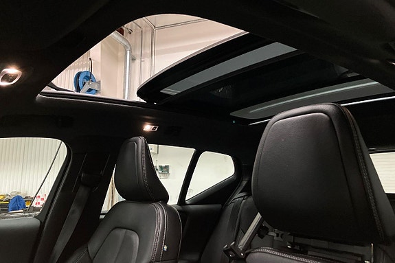 Volvo XC40 18 of 30