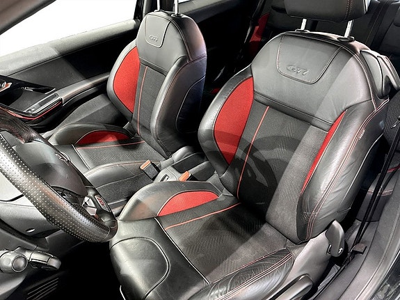 Peugeot 208 5 of 5