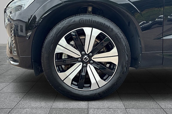 Volvo XC60 8 of 18