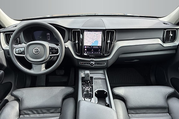 Volvo XC60 12 of 18