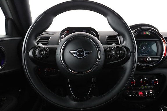 MINI Cooper S 19 of 30