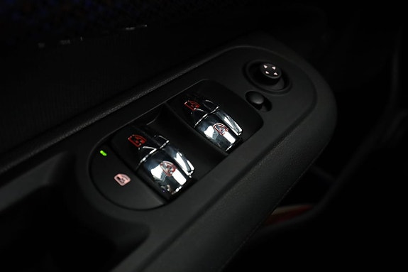MINI Cooper S 29 of 30