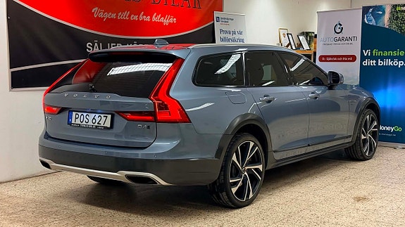 Volvo V90 Cross Country 11 of 21