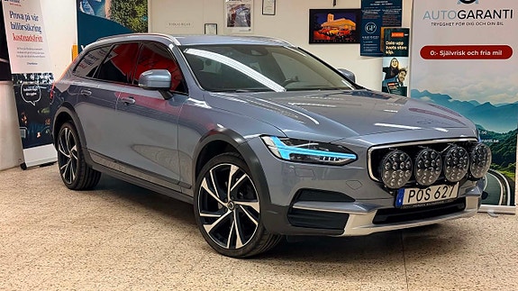 Volvo V90 Cross Country 4 of 5