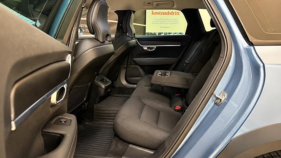 Volvo V90 Cross Country 19 of 21
