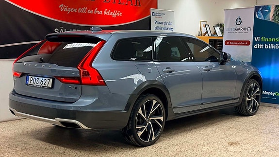 Volvo V90 Cross Country 17 of 21