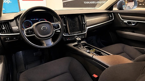 Volvo V90 Cross Country 21 of 21