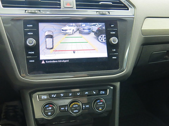 Volkswagen Tiguan Allspace 29 of 30