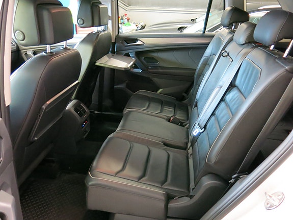 Volkswagen Tiguan Allspace 21 of 30