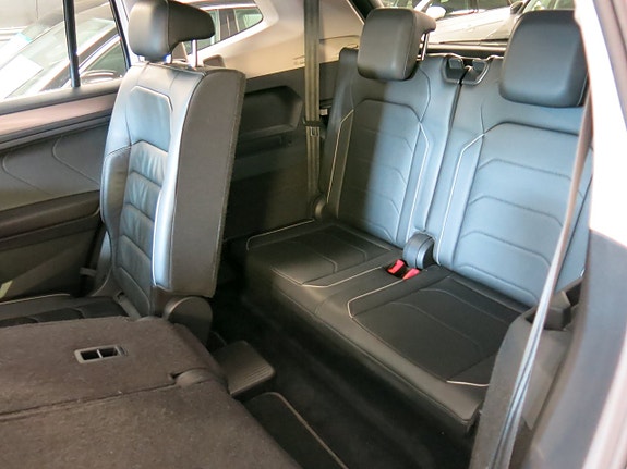 Volkswagen Tiguan Allspace 15 of 30