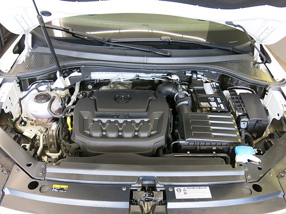 Volkswagen Tiguan Allspace 23 of 30