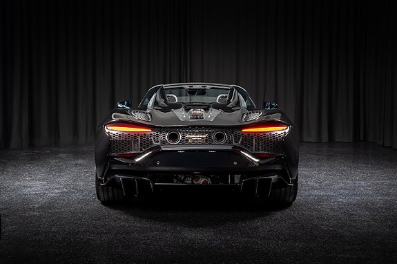 McLaren Artura 8 of 28