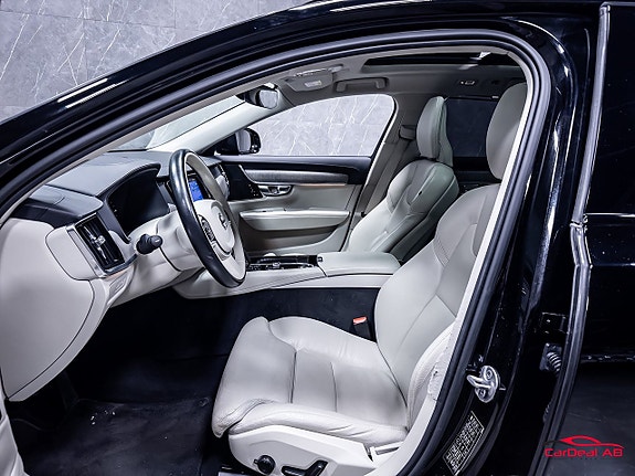 Volvo V90 10 of 30
