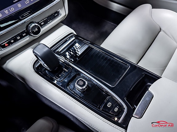 Volvo V90 30 of 30