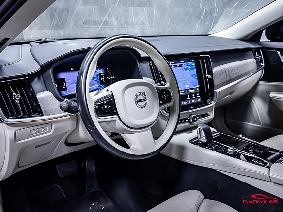 Volvo V90 12 of 30