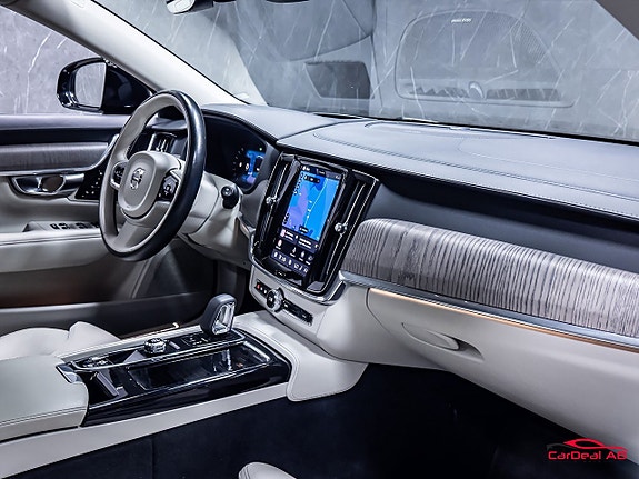 Volvo V90 13 of 30