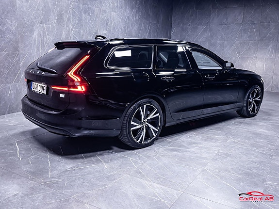 Volvo V90 7 of 30