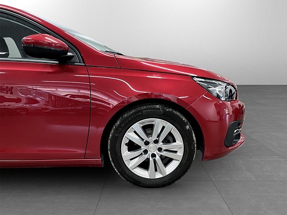 Peugeot 308 14 of 15