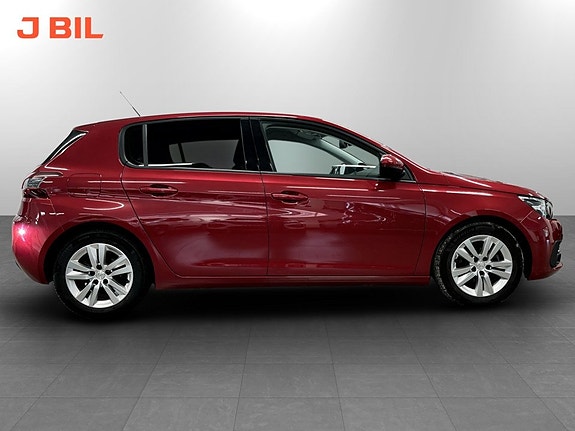 Peugeot 308 13 of 15