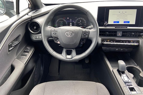 Toyota C-HR 10 of 20