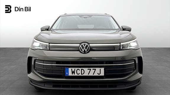 Volkswagen Tiguan 4 of 19