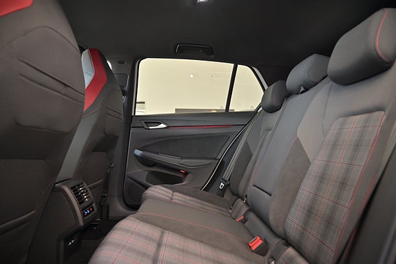 Volkswagen Golf I 26 of 27
