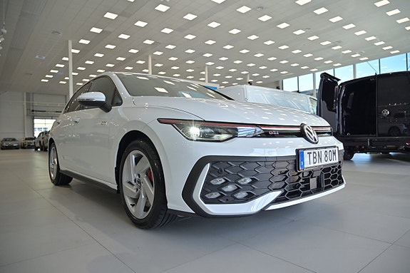 Volkswagen Golf I 4 of 27