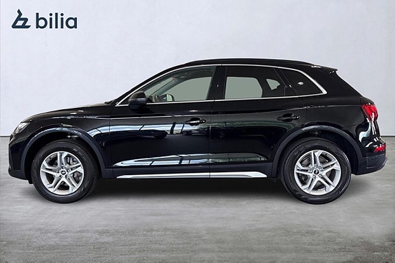 Audi Q5 2 of 5