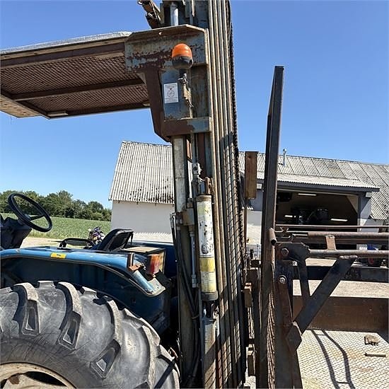 New Holland 4635 - 8 m 11 of 19