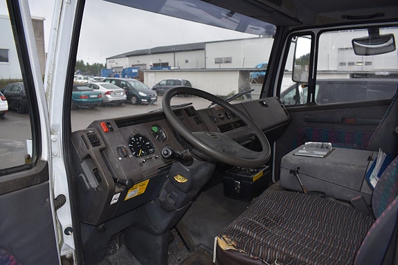 Mercedes-Benz T160 d 4 of 5
