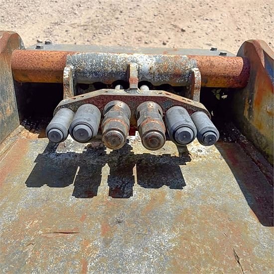 Beco LH252 - "klap-skovl / bucket with hydr. openning" 4 of 6