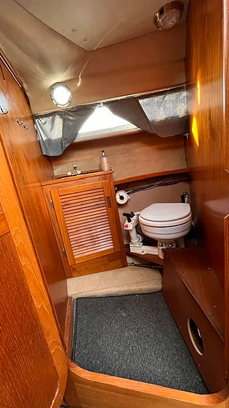 Polar Express 820 (Tresfjord) 9 of 18