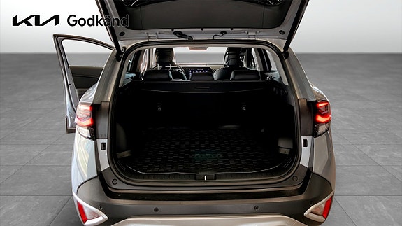 Kia Sportage 12 of 12