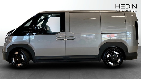 Kia PV5 2 of 19