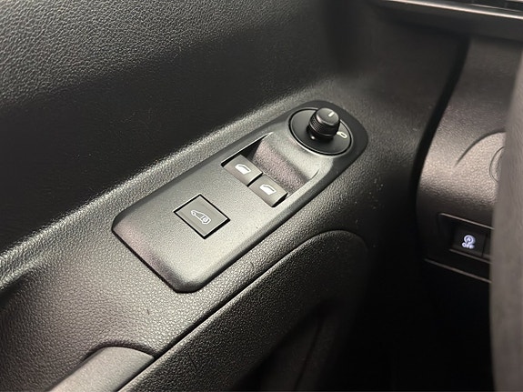 Citroen Berlingo 14 of 26