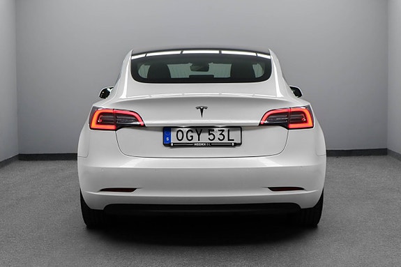 Tesla Model 3 6 of 23