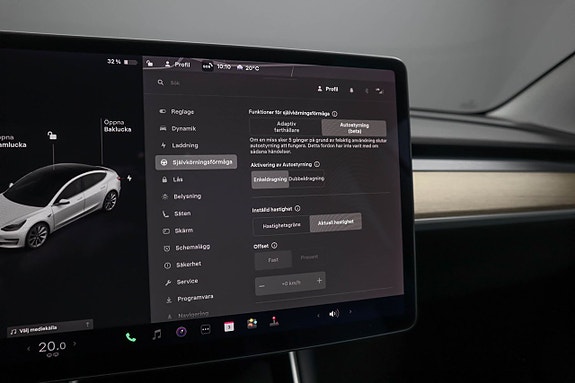 Tesla Model 3 17 of 23