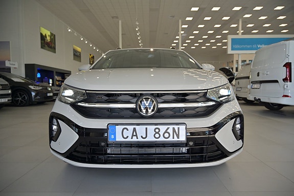 Volkswagen Taigo 3 of 5