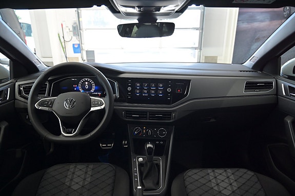 Volkswagen Taigo 12 of 26