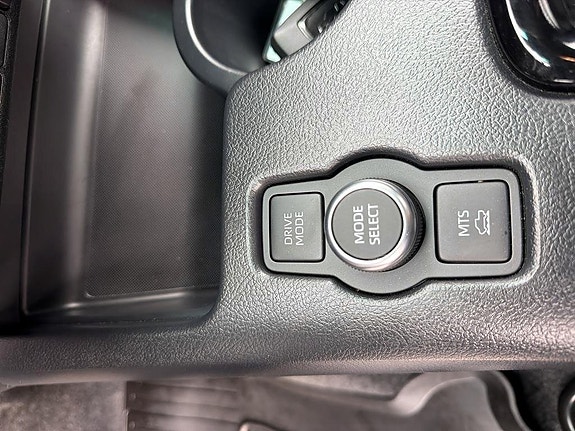 Toyota HiLux 14 of 15